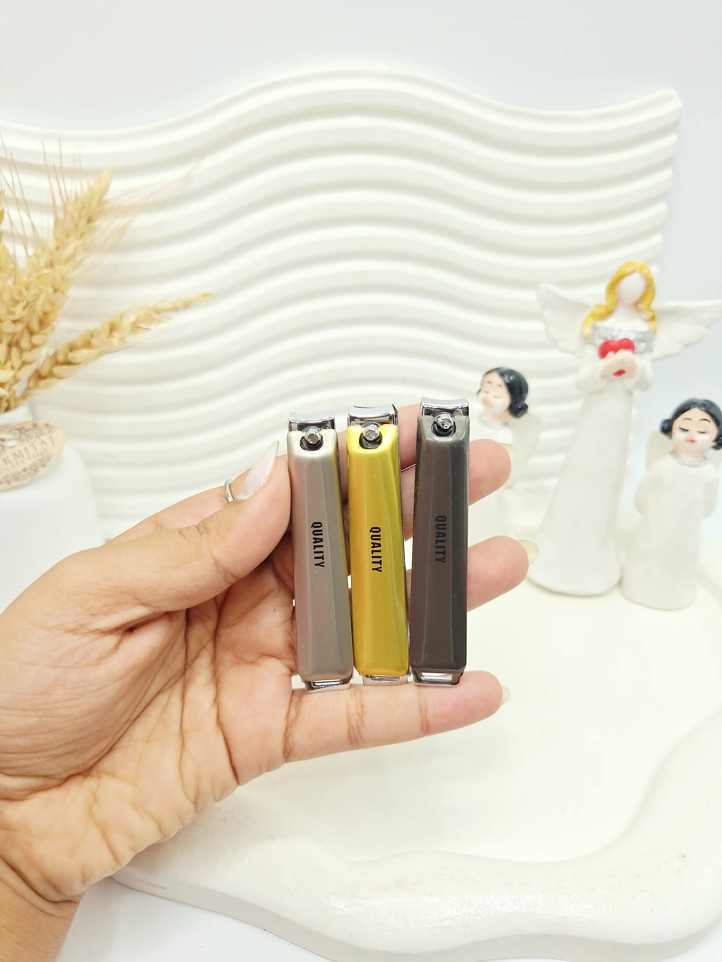 ناخن گیر حرفه ای QUALITY روکش استیل در 3 رنگ